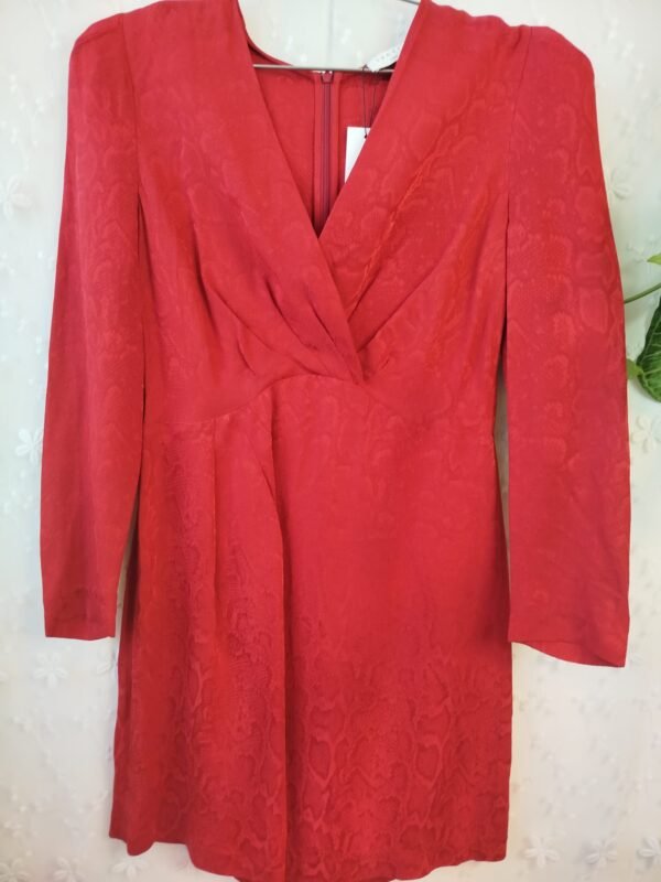 שמלת סנדרו פריז אדומה בגזרת מעטפת | M