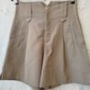 מכנס קצר וינטג' מחויט בצבע בז' ניוד – גזרה גבוהה ואלגנטית | 38