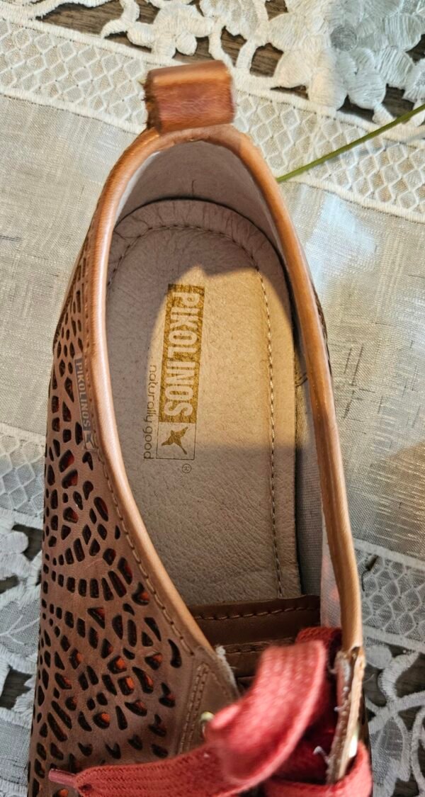 20251130_135227 נעליים עור PIKOLINOS מידה 41