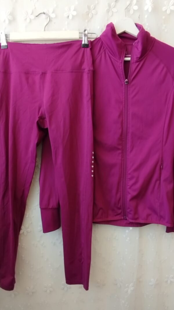 חליפת ספורט לייקרה של Hoodies בצבע סגול פוקסיה | S