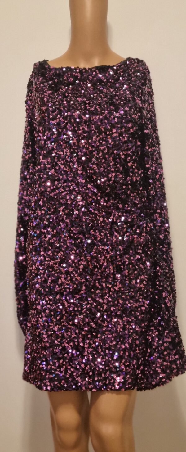 שמלת פיאטים חדשה של זארה