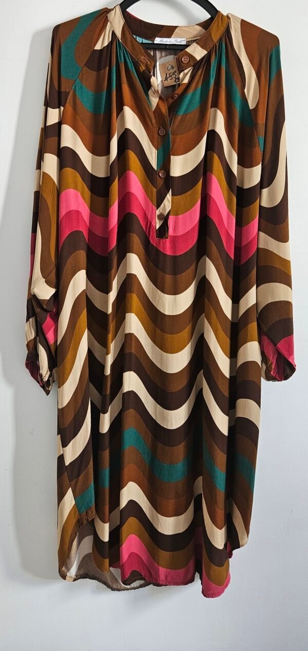 שמלה עם פרינט נהדר