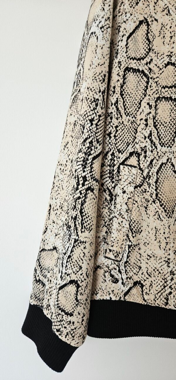 ג'קט מנומר סופר נעים פרינט יפיפה