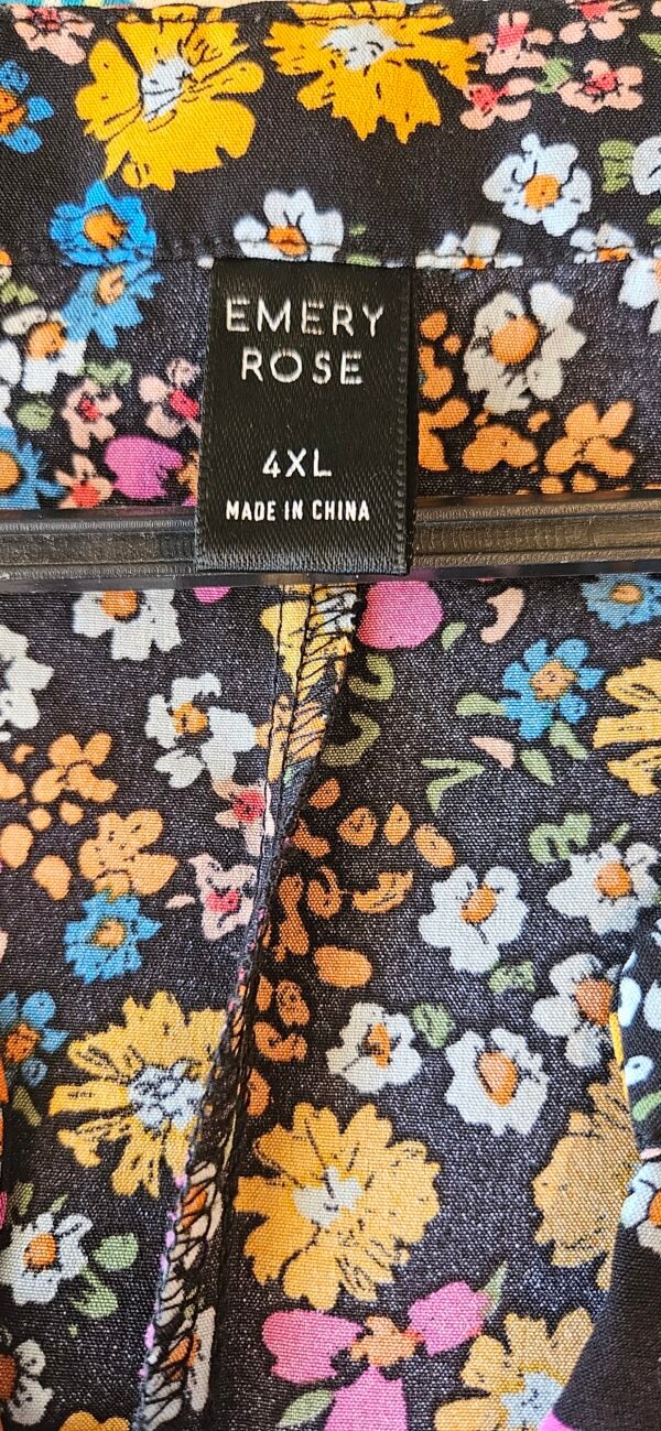 חולצה פרחונית למידות גדולות