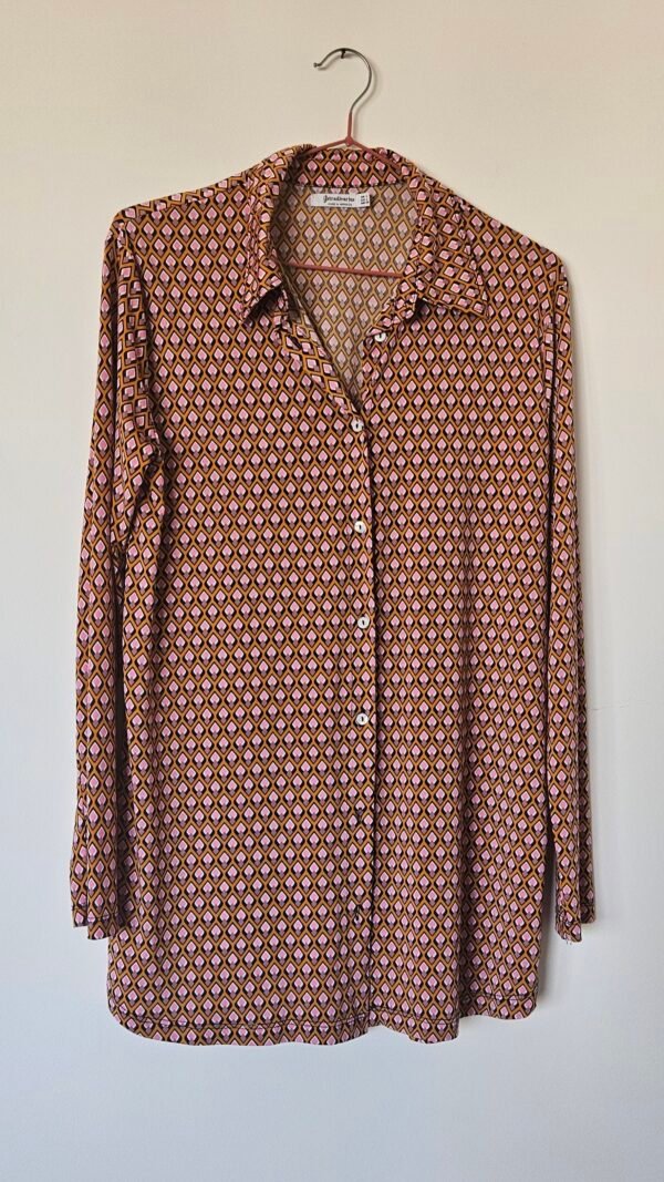 חולצה בד נעים סטרדיוריוס