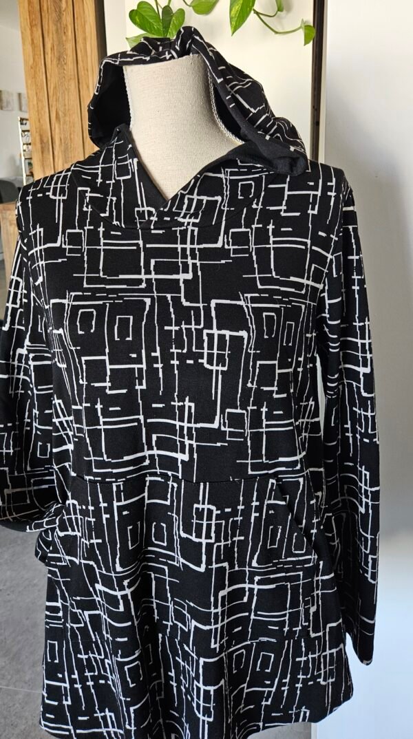 חולצת כותנה מיוחדת עם צעיף