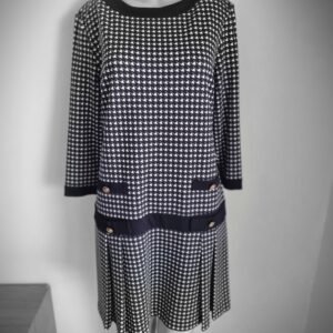 שמלת חורף משובצת וינטג' במידה 44