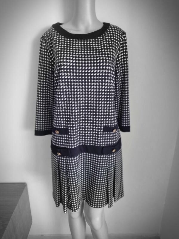 שמלת חורף משובצת וינטג' במידה 44