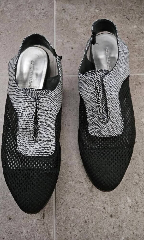 נעליים דניאלה להבי עור