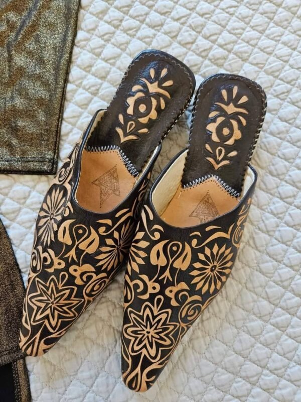 נעליים סופר מיוחדות