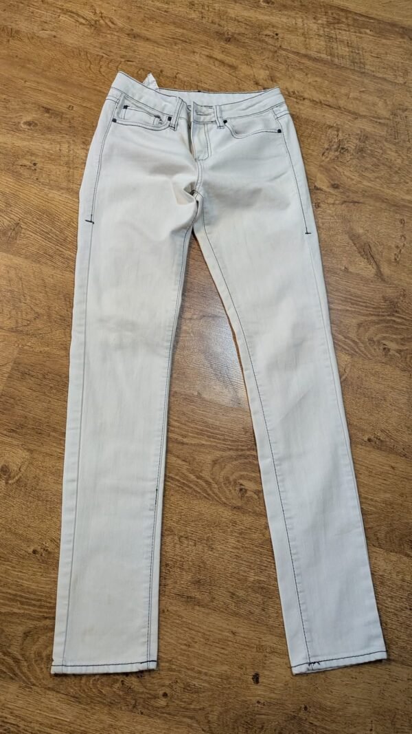 ג'ינס לבן של לי קופר , שנות 2000