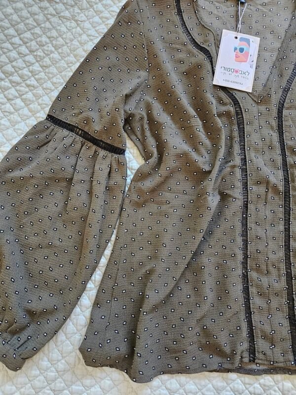 חולצה מיוחדת