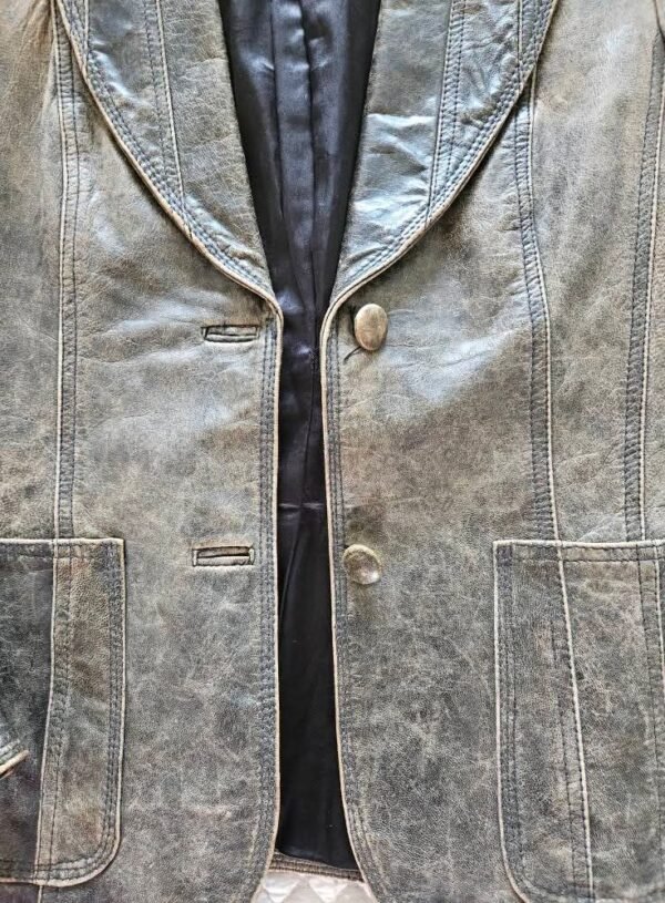 FB_IMG_1765202318468 ג'קט עור של מנגו