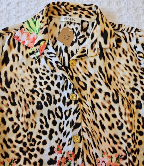 חולצת וינטאג' נהדרת