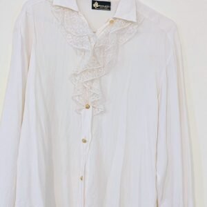 חולצה מכופתרת לבנה שילוב מלמלה ותחרה