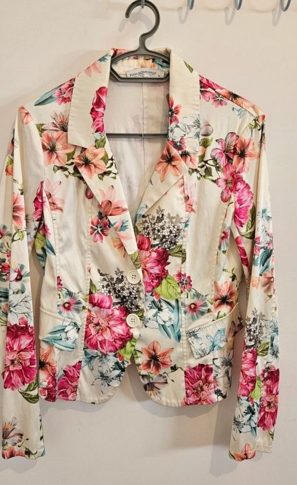 ג'קט פרחוני דק ג'קט פרחוני דק