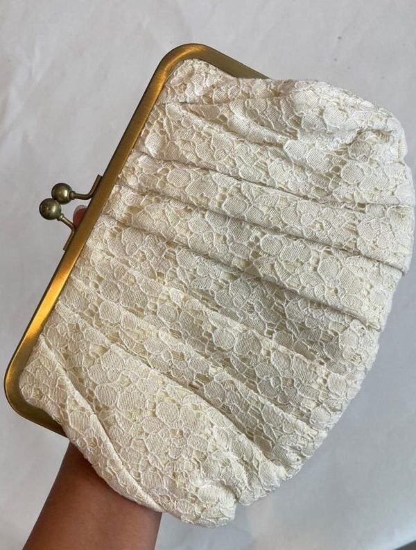 קלאץ’ וינטג’ מבד תחרה קלאץ’ וינטג’ מבד תחרה