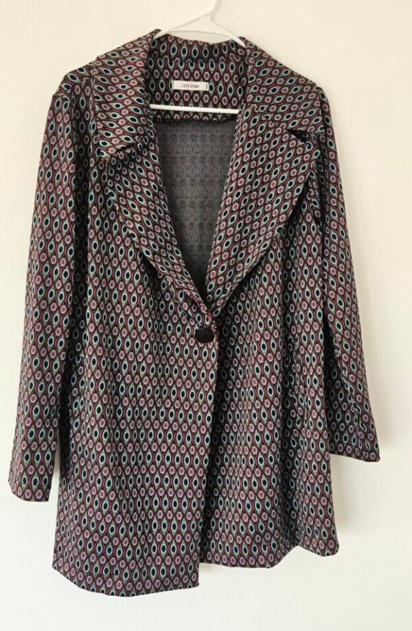 ג'קט קליל של המעצבת אפרתה פרינט משגע