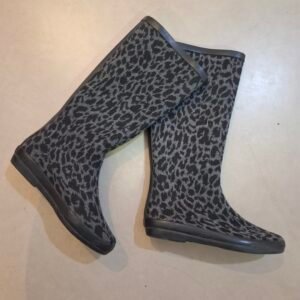 מגף מנומר שטוח