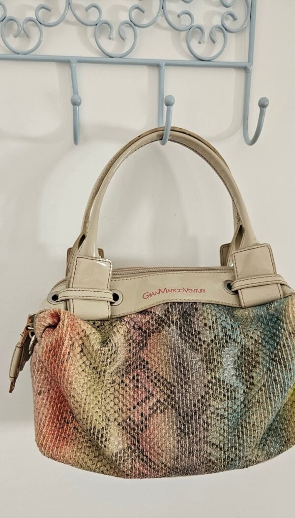 תיק עור צבעוני לקיץ